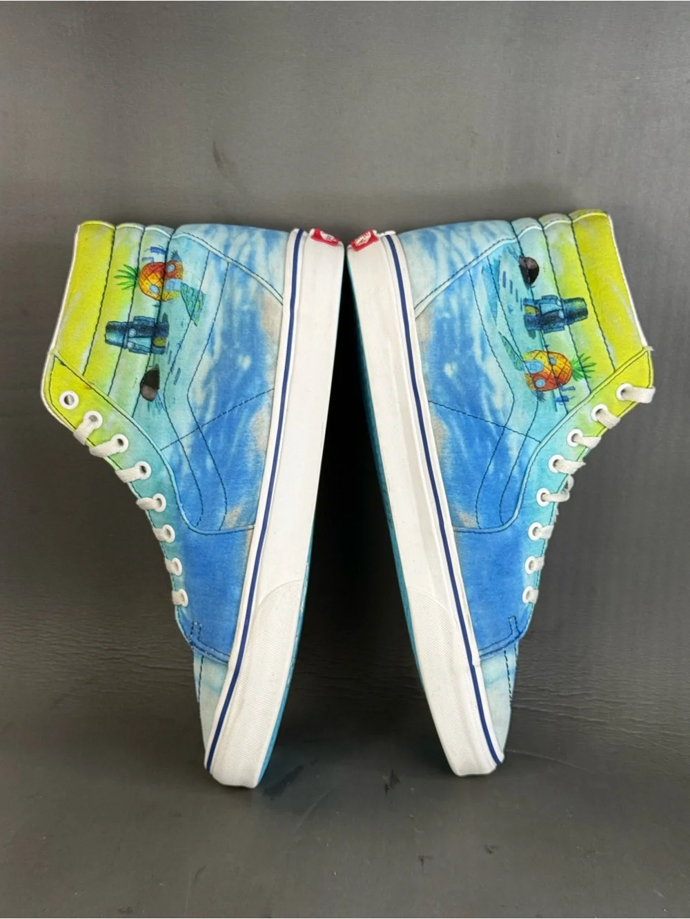 The Vans x SpongeBob Sk8-Hi 38 DX 'Imaginaaation' shoes men’s size 11.5